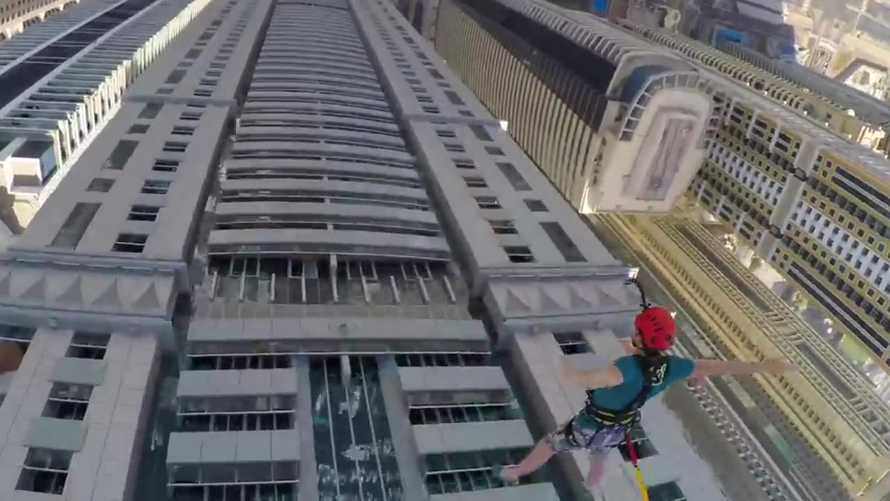 Dream Jump - Dubai 4K #DreamJumpDubai #HighRiseAdventures #SkylineSpectacle