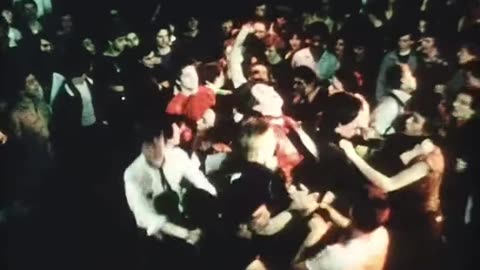 GOD SAVE THE QUEEN - THE SEX PISTOLS ( Live )