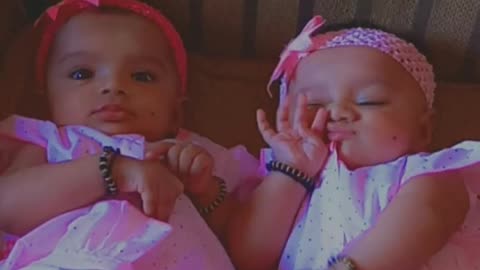 Twins baby😘