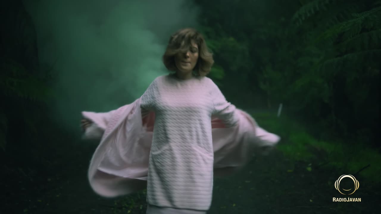 Donya - "Badi Baram" OFFICIAL VIDEO | دنیا - بدی برام