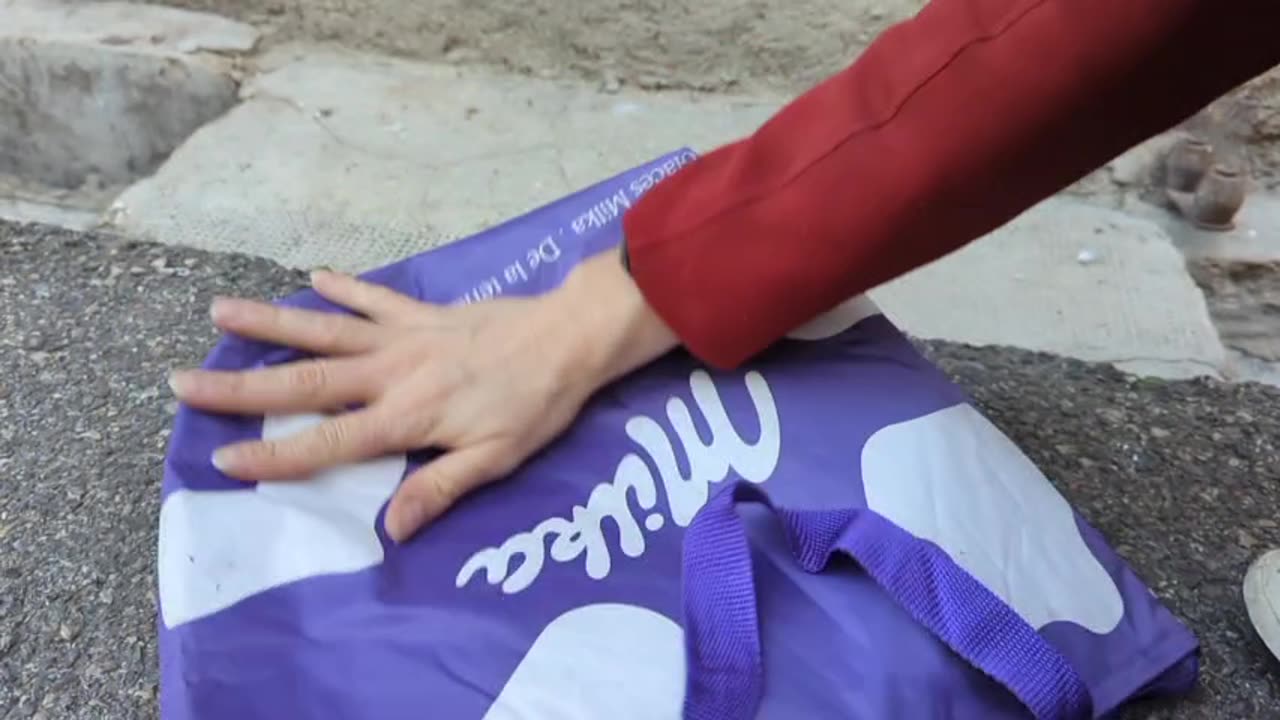 2023-02-16 (1) - ça lag ? - Twitch Triskelina