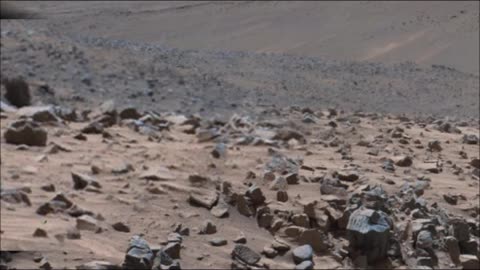 The blue statue on Mars