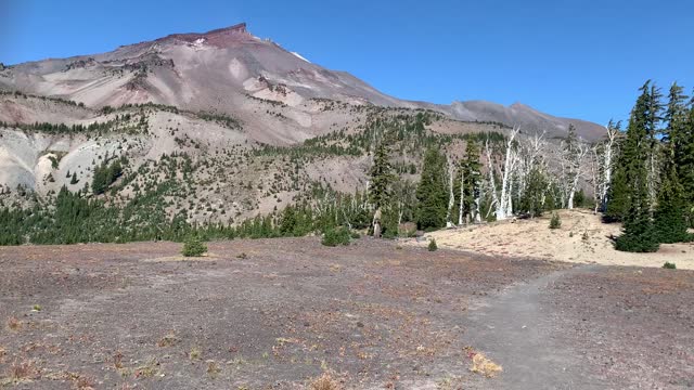 Central Oregon - Eye to Eye with South Sister Mountain