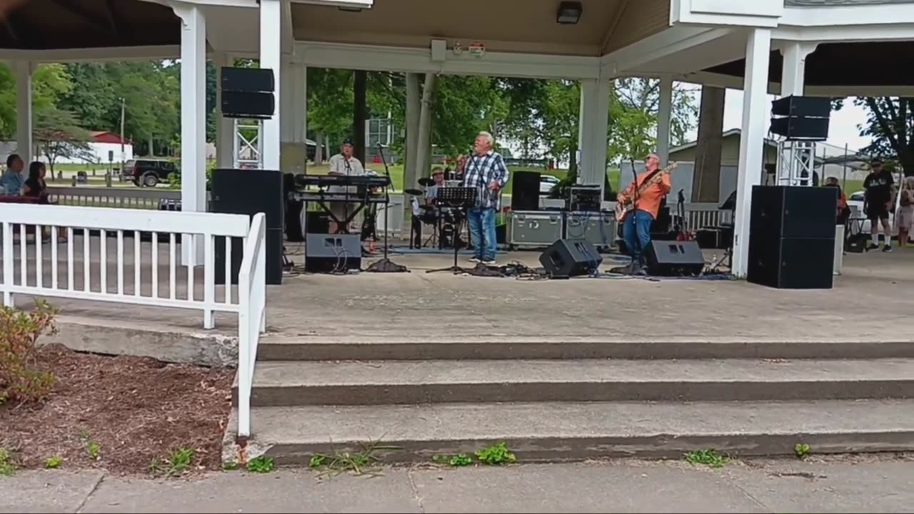 Friends of Jesus - "Heaven's Bright Shore" @ A Praise in the Park 2023