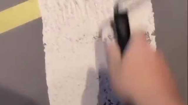 DIY Glitter Paint Job