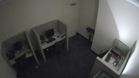 8031FCOB01127BBadgingOffice_2021-01-05_02h20min00s703ms.mp4