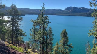 Central Oregon – Paulina Lake “Grand Loop” – Perspective from Elevated Trail – 4K