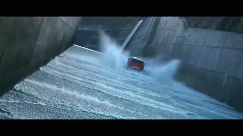 Range Rover Sport climbs Icelandic dam | The Spillway Challenge
