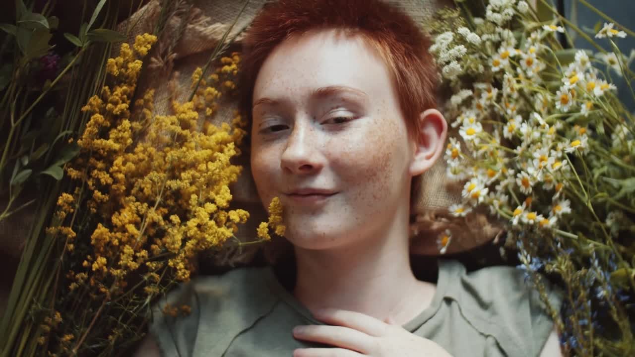 Daerya & Leo - Mermaids (Official Video)
