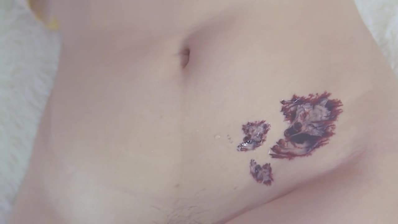 Hot Flower MAGIC TATTOO On sexy girl