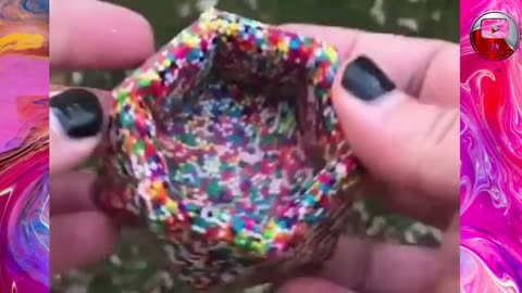 Oddly satisfying video with music 🎼🎼..