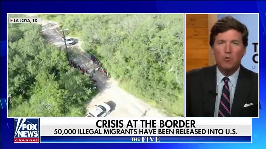 Tucker spars with Geraldo Rivera in heated segment on immigration