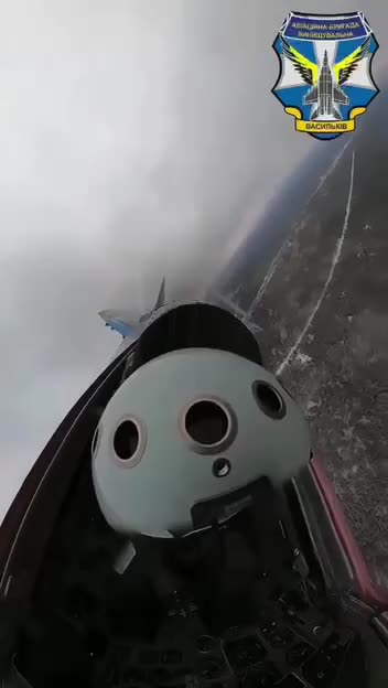 This is how the launch of the AGM-88 HARM anti-radar missile by the MiG-29 fighter