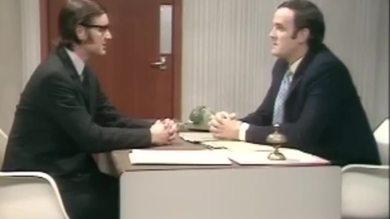 The Best of MONTY PYTHON > THE ARGUMENT Sketch