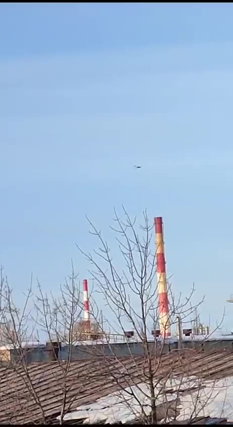 🔥👀 Tonight, SBU attacked three(!) oil refineries with drones at once: in