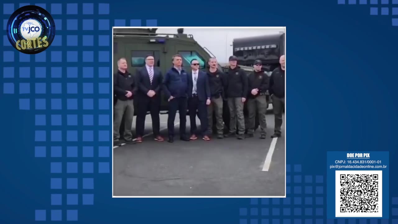 Bolsonaro é recebido com honras por policiais e bombeiros dos EUA
