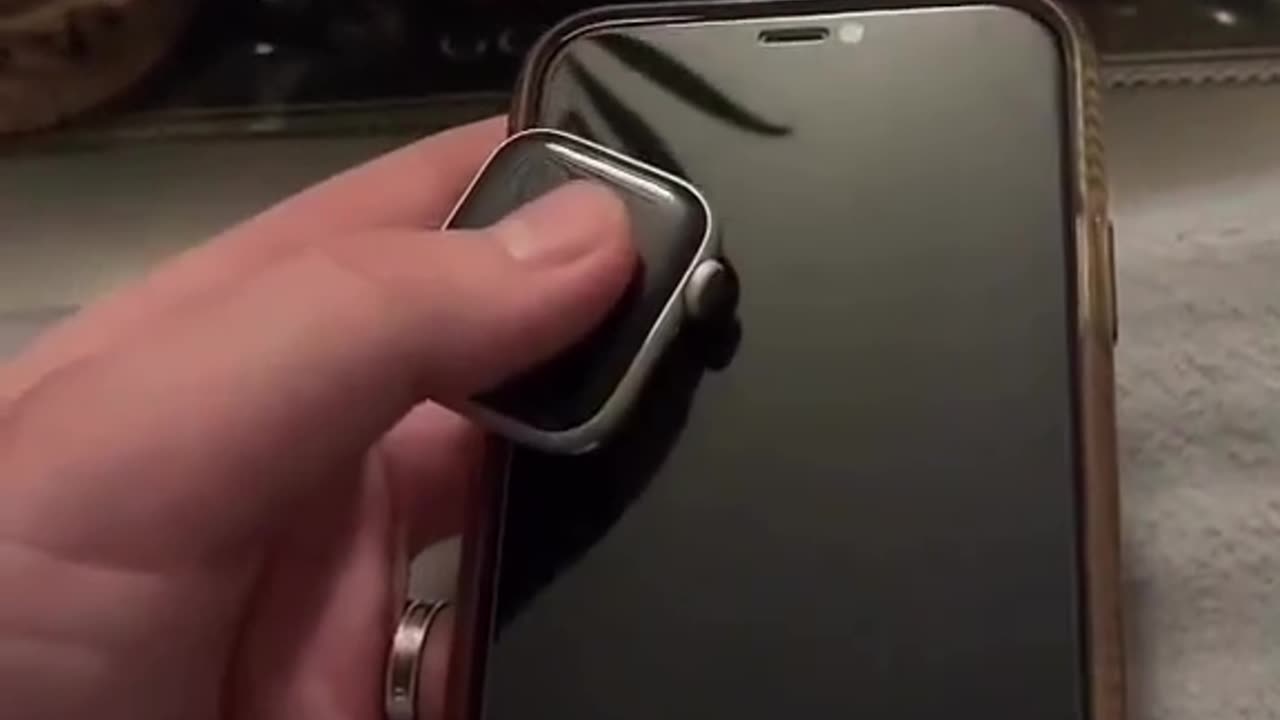 iPhone and apple watch trick 🤩