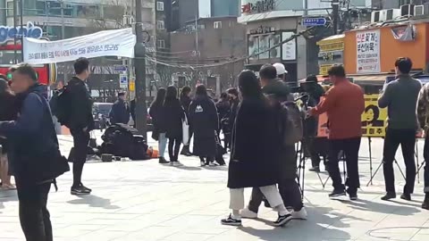 20190401_V3_S01(-MMeREET2zI)대학가에서 이미 문정부를 비판하고 지난정부를 재평가하고 있다는 사실을 아는가_