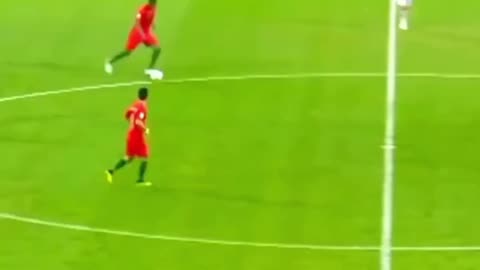 Ronaldo’s insane FREE KICK