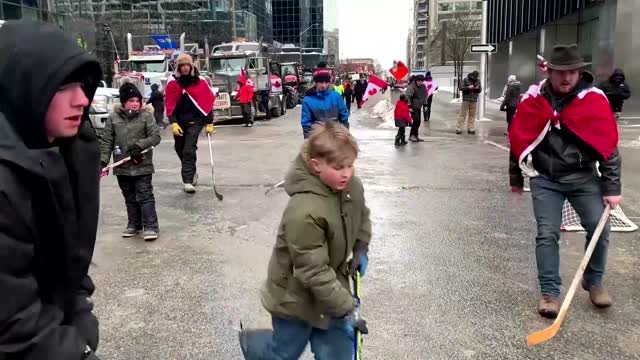 Ottawa declares state of emergency over anti-vax truck protest