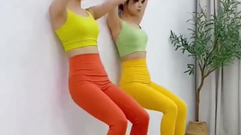 Full body work out to burn fat with a wall