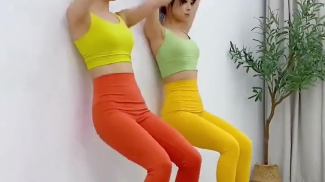 Full body work out to burn fat with a wall