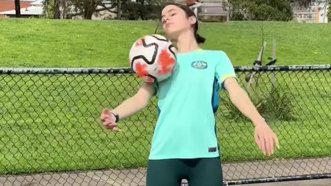 MY GIRLFriend Recreated My Football skill👀😎