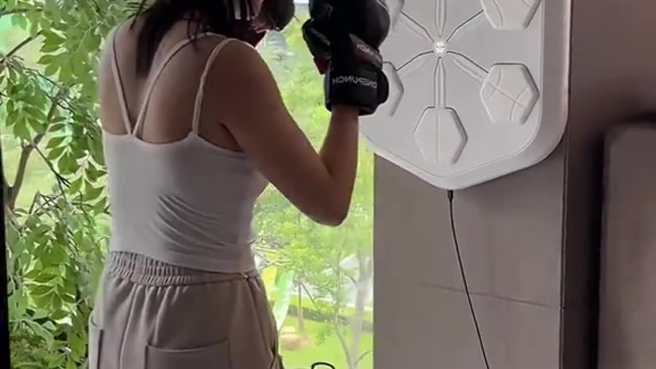 Smart Music Boxing machine