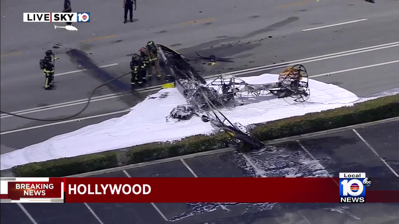 Police response to plan crash in Hollywood