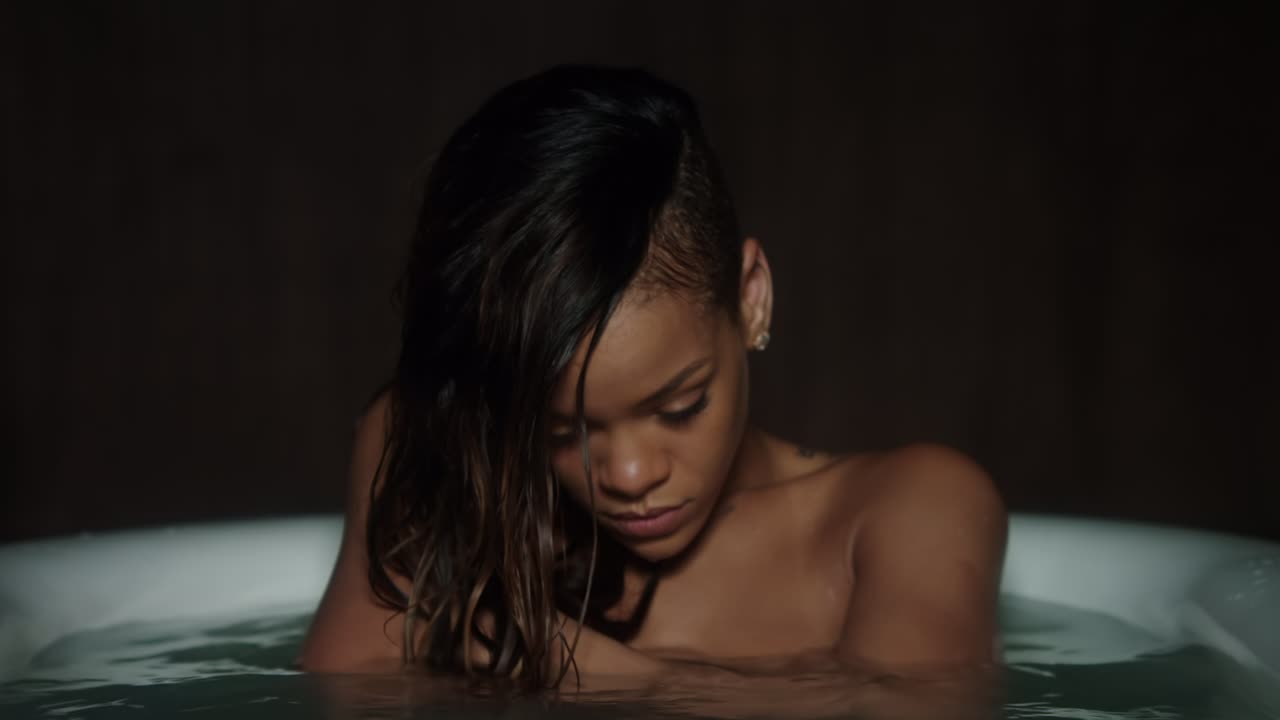 Rihanna - Stay ft. Mikky Ekko (Master ProRes) UHD 4K