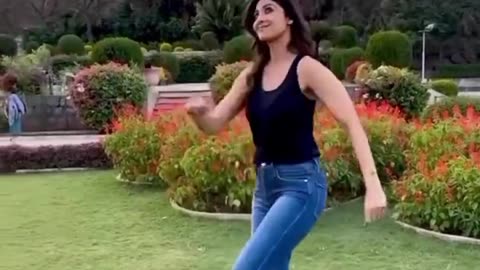 Hot 🔥 girl