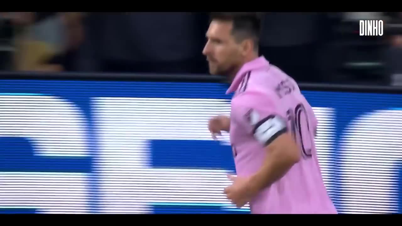 Messi Impossible Goal vs Nashville