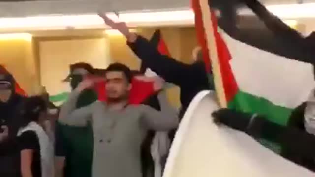 YORK U (Toronto) students stop Israeli army IDS recruitment 20/11/19