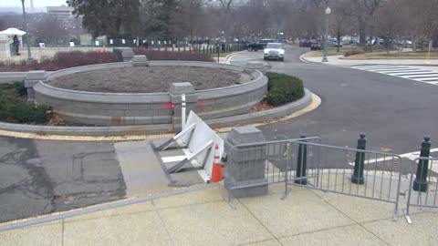 7214USCG00SenatePlazaOutbound_2021-01-05_16h00min01s547ms.mp4