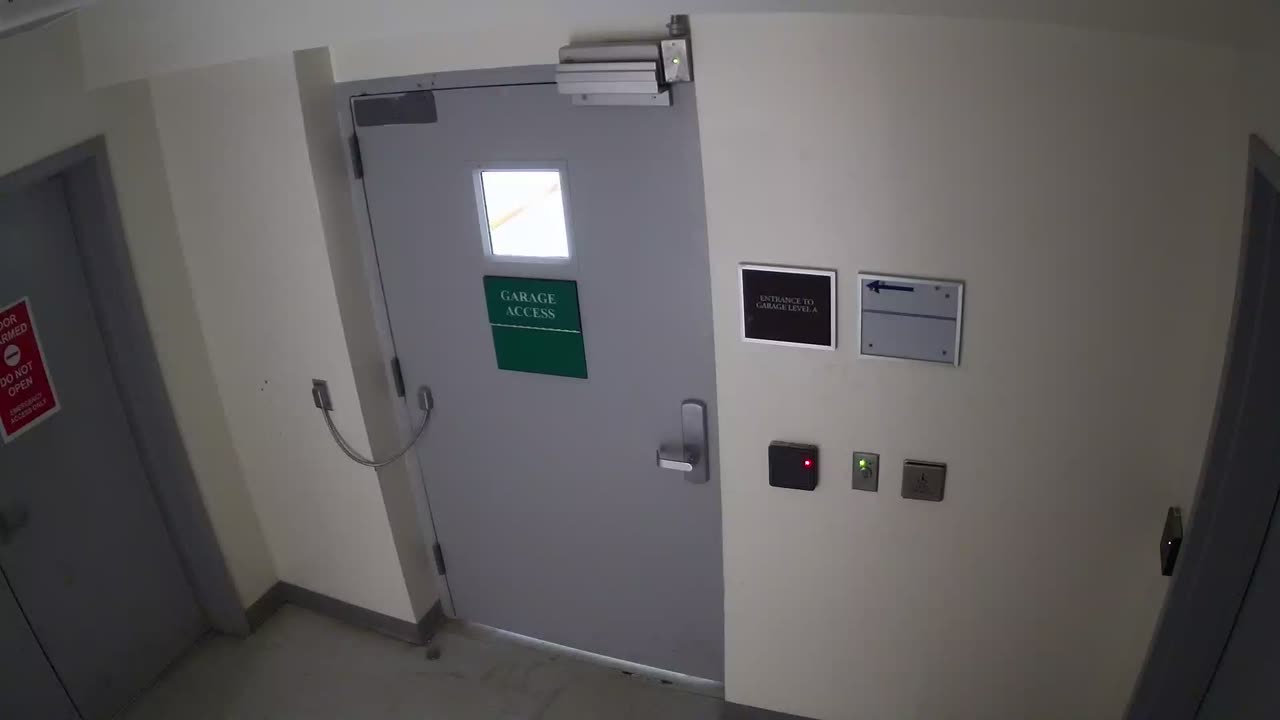 5180CHOBBANorthLobbyStair8_2021-01-05_21h20min03s107ms.mp4