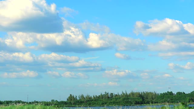 Blue Sky And White Clouds Moving Slowly