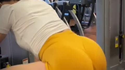 Yellow short gym