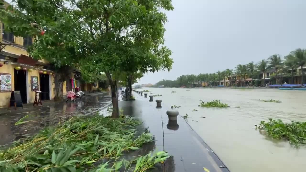 Vietnam Braces For Typhoon Noru, Imposes Curfew