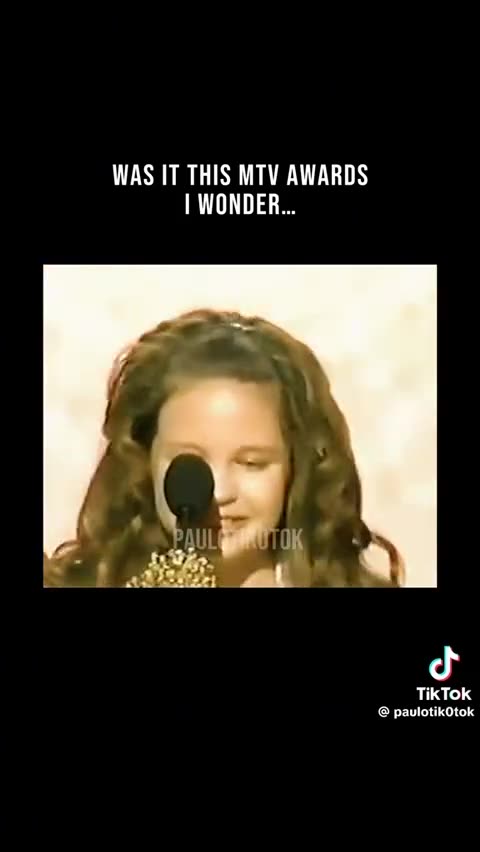 MKUltra'd 🤔 - she changed as soon as they touched/whispered something to her 😱