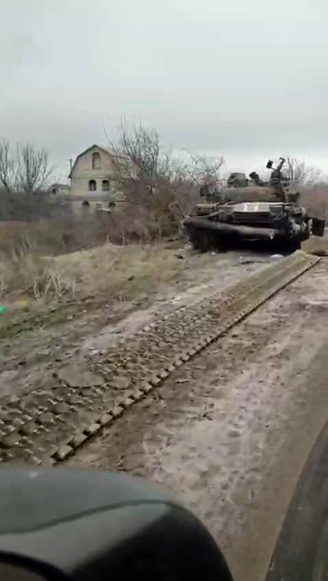 Destroyed Ukrainian tanks in the Mariupol direction
