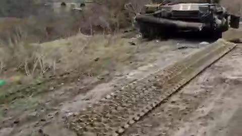 Destroyed Ukrainian tanks in the Mariupol direction