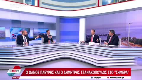 ΤΖΑΝΑΚΟΠΟΥΛΟΣ ΕΝΑΝΤΙΟΝ ΔΗΜΟΣΙΟΓΡΑΦΩΝ