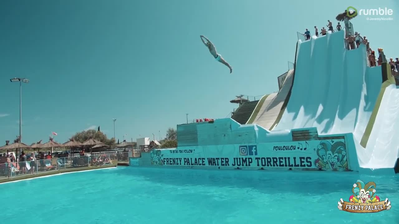 Mind-blowing slide diving contest shows off impressive skills