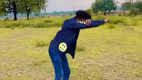 Who dances here 😂😄🤣