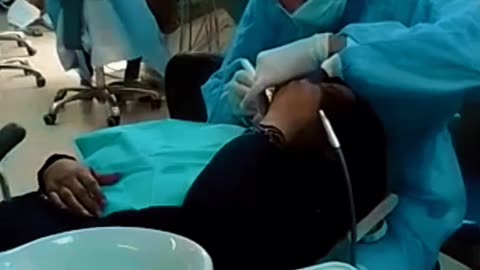 Dental hygienist