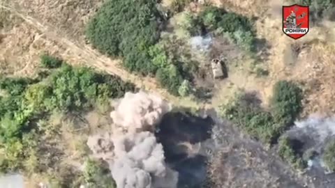 🎯 Ukraine Russia War | Ukrainian Drone Operator Unveils Hidden Russian MT-LBs | RCF