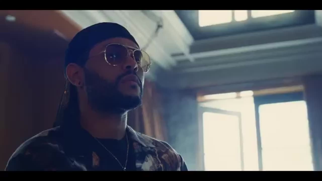 The-Weeknd-ft-Future-Double-Fantasy-Offi_51