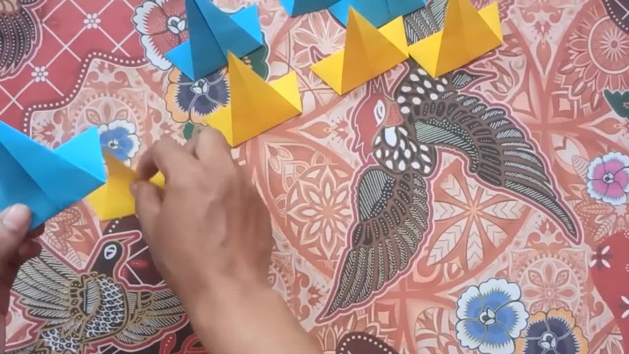 how to make origami paper craft - shuriken ninja star