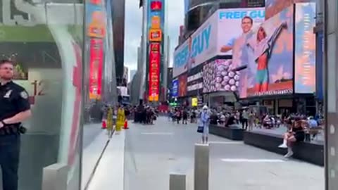 【4K】WALK Times Square NEW YORK City USA 4k video Travel vlog