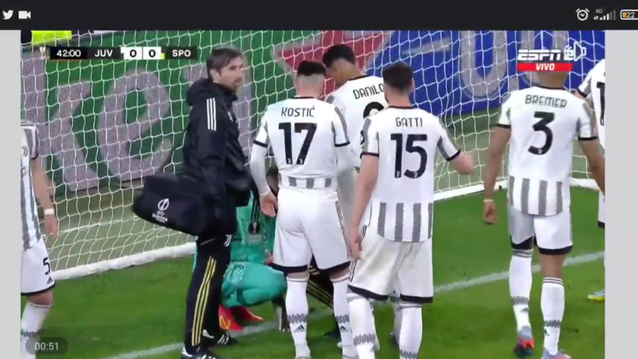 Portero JUVENTUS Szczesny se retira por afeccion cardiaca #repentinitis OTRA